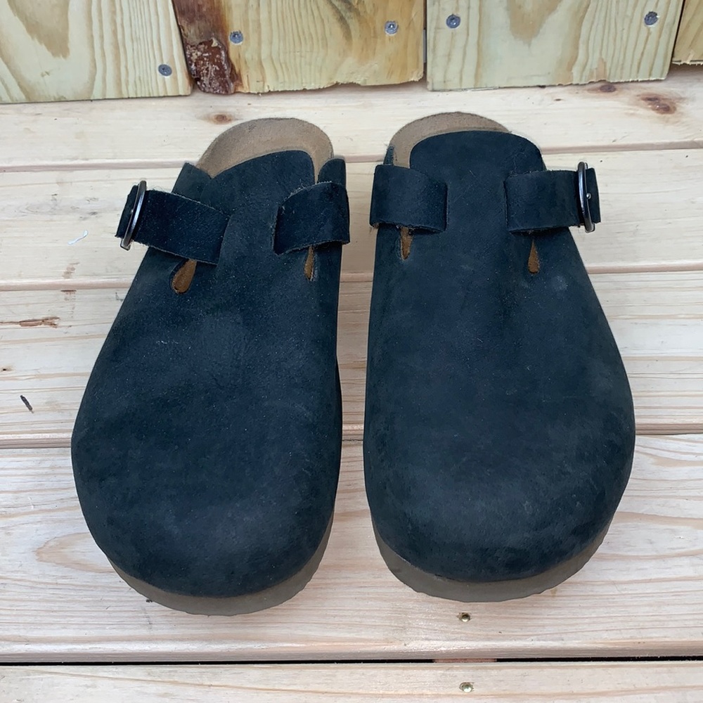 Eastland Women’s Size 9 (EU 40) Black Suede Clog Sandals MINT!